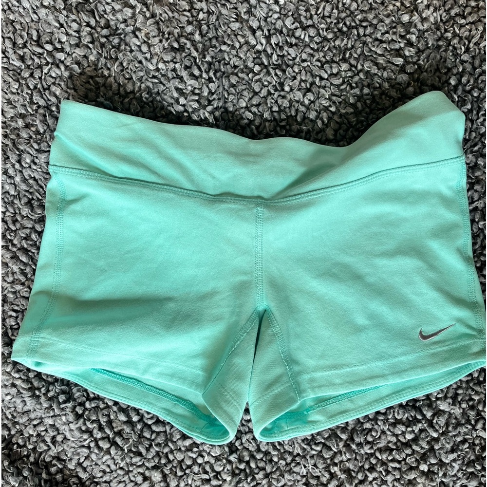 Nike Direct Fit Fitted Bicycle Shorts color teal size M